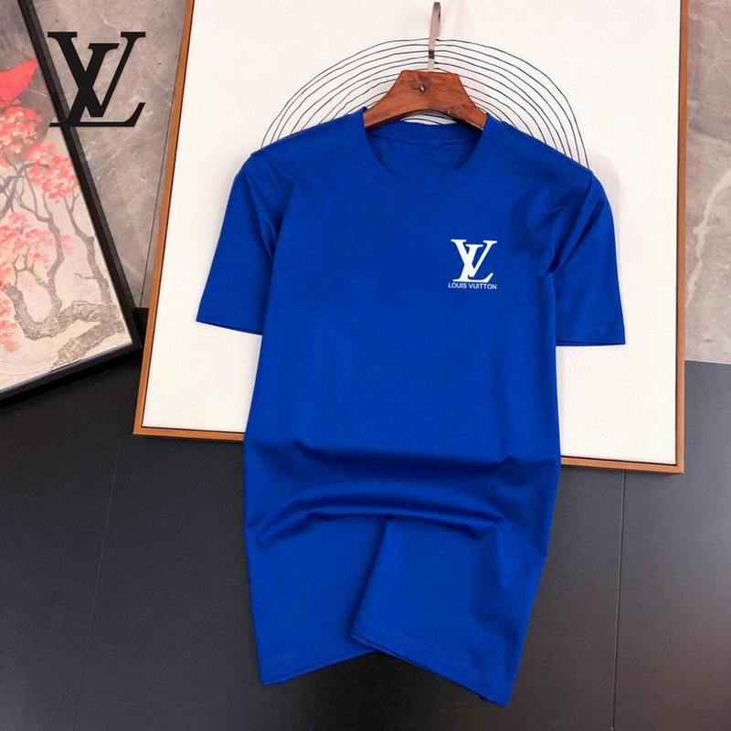 Louis Vuitton Men's T-shirts 95